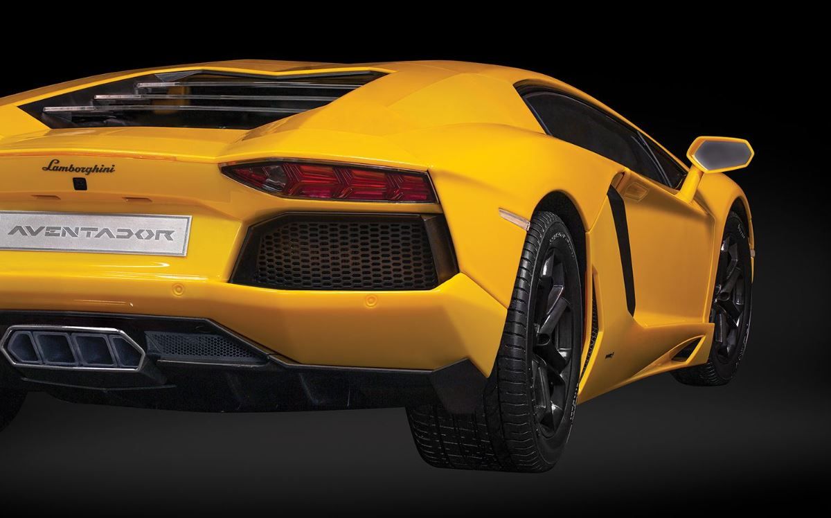 Pocher Lamborghini Aventador LP 700-4 Giallo Orion - RCXX - RC Racing Shop | RC Models | Tuning & Spare Parts for Professionals