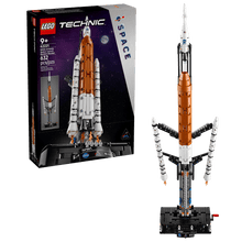 Fusée du système de lancement spatial Artemis de la NASA LEGO Technic - 42221