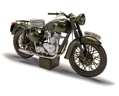 The Great Escape Triumph TR6 Trophy Motorcycle (Weathered) - 1:12 Scale - CC08501