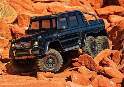Traxxas TRX-6 G63 AMG 6x6 RTR 1/10 Mercedes-Benz Offroad Scaler 2-Gang - Clipless - 88296 - RCXX - RC Racing Shop | RC Models | Tuning & Spare Parts for Professionals
