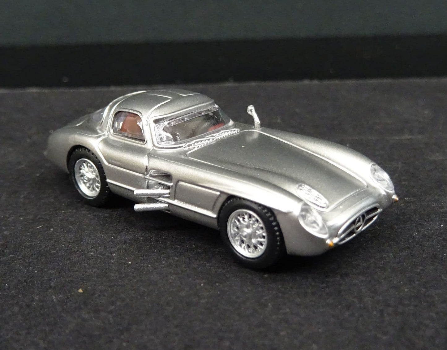 Mercedes-Benz 300 SLR Uhlenhaut Coupé W196 S (1:87) - LE87300